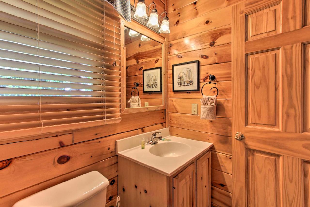 Pigeon Forge Family Cabin With Resort Pool And Hot Tub Exterior foto
