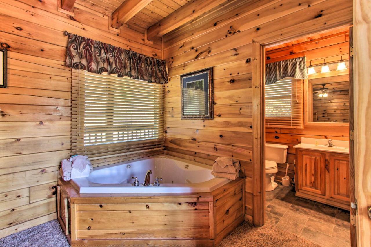 Pigeon Forge Family Cabin With Resort Pool And Hot Tub Exterior foto