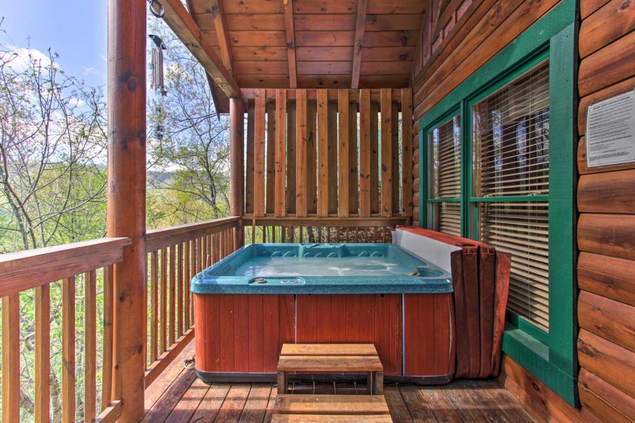 Pigeon Forge Family Cabin With Resort Pool And Hot Tub Exterior foto