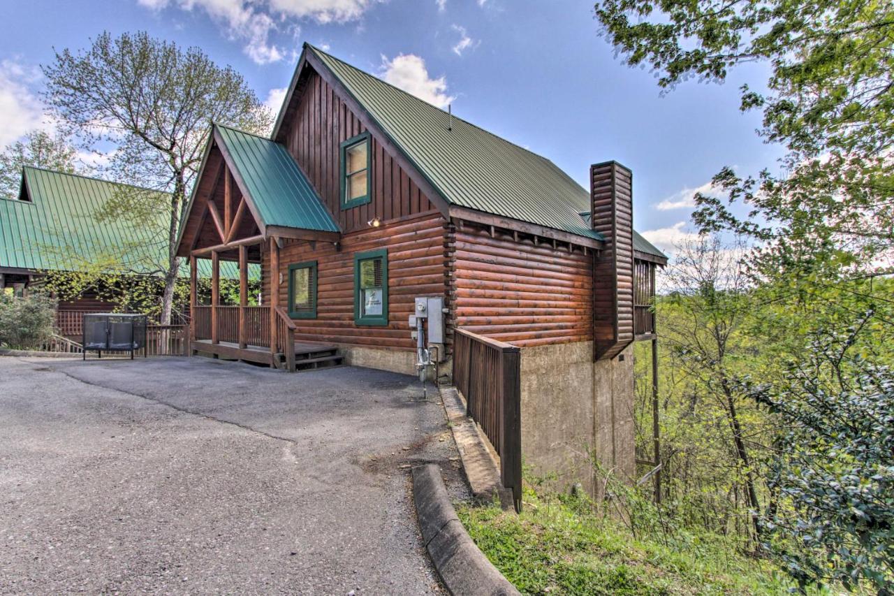 Pigeon Forge Family Cabin With Resort Pool And Hot Tub Exterior foto